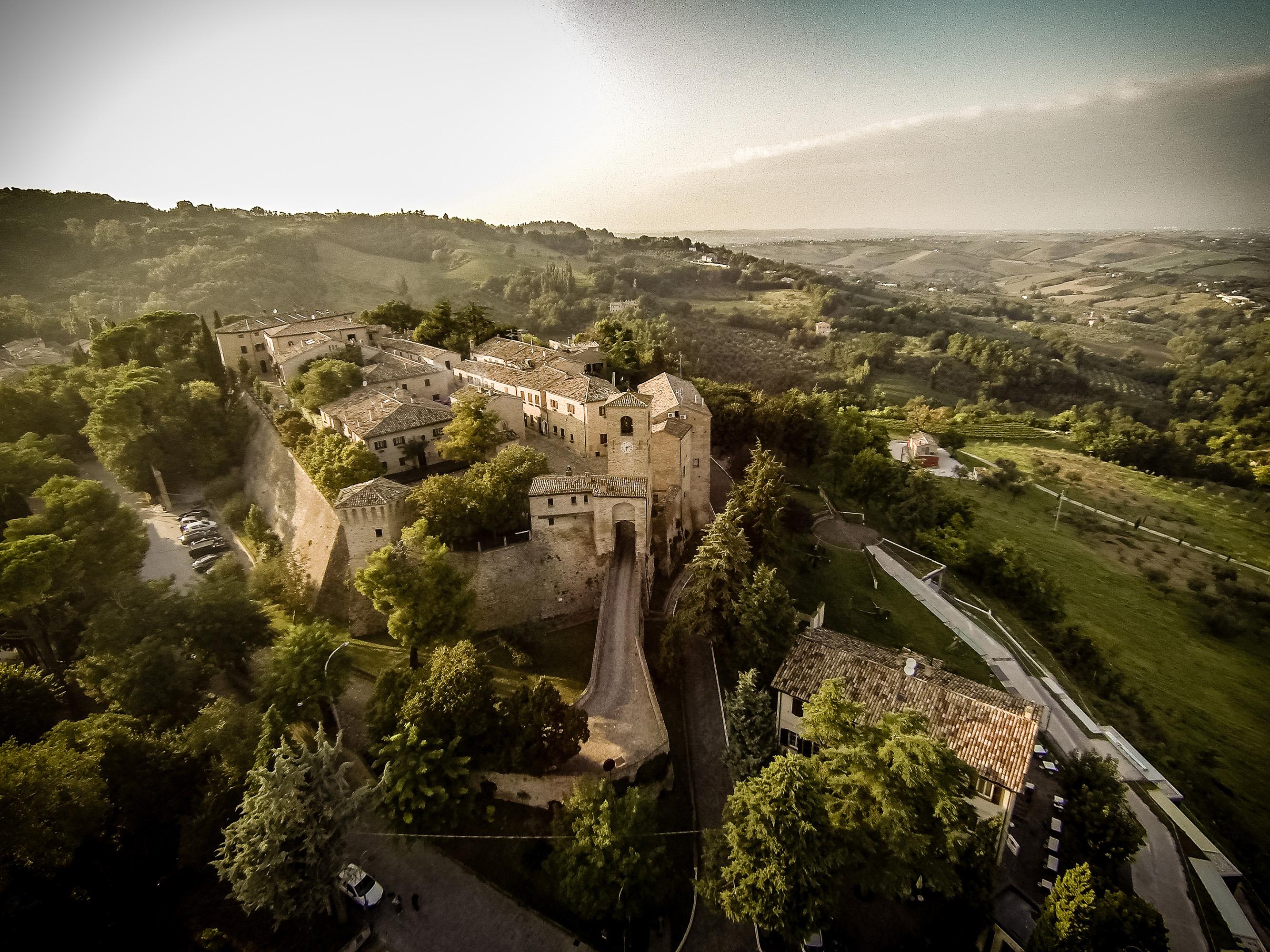 Castello Di Montegridolfo Spa Resort Екстер'єр фото