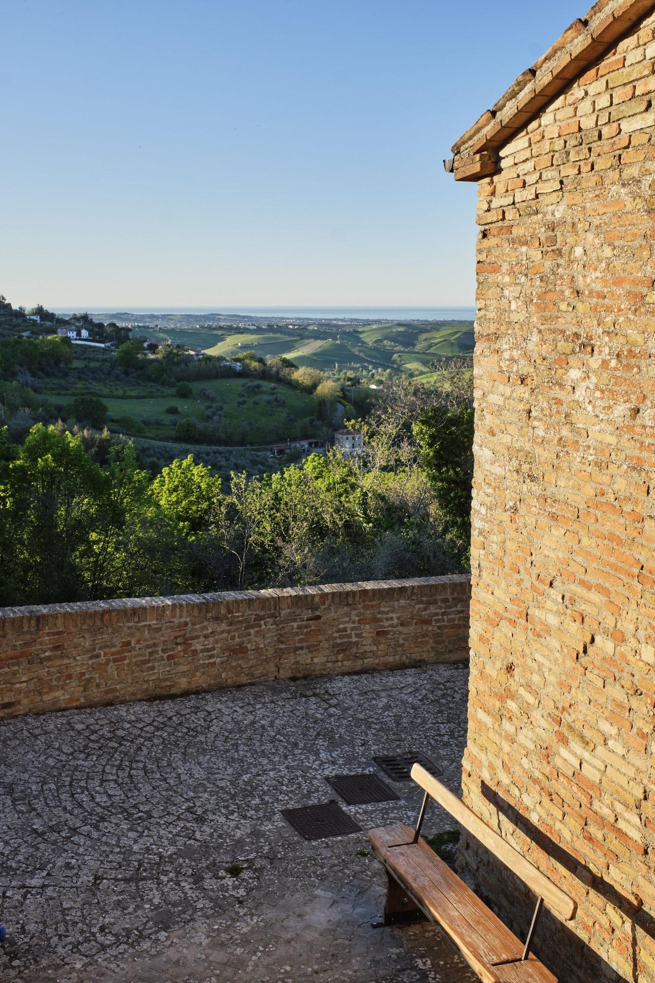 Castello Di Montegridolfo Spa Resort Екстер'єр фото
