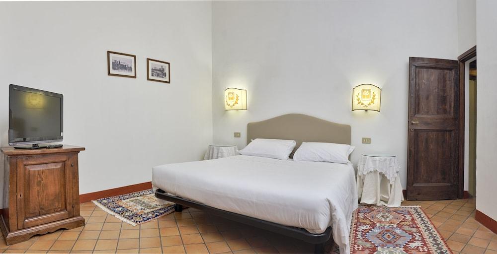 Castello Di Montegridolfo Spa Resort Екстер'єр фото