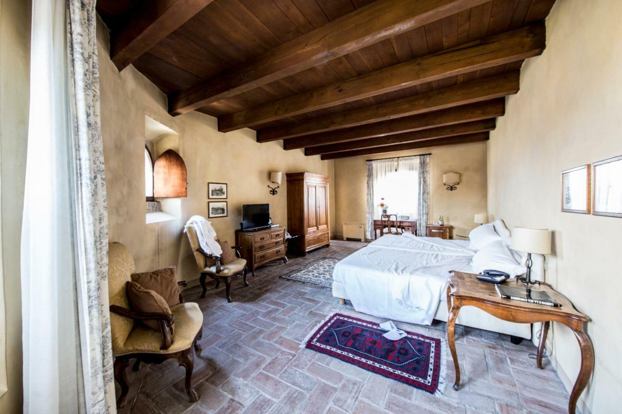 Castello Di Montegridolfo Spa Resort Екстер'єр фото