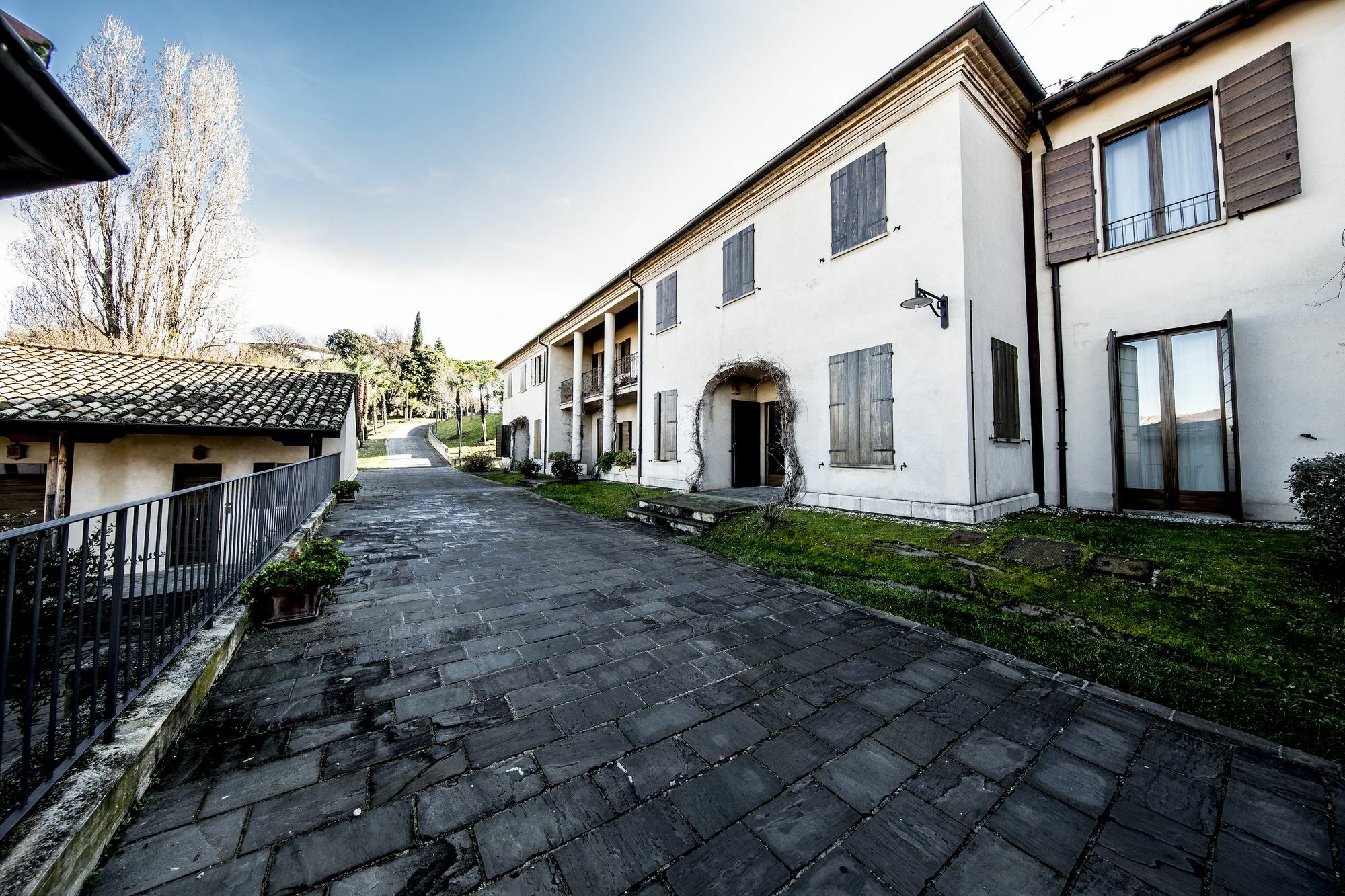Castello Di Montegridolfo Spa Resort Екстер'єр фото